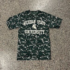 Men’s Michigan state university t-shirt Small